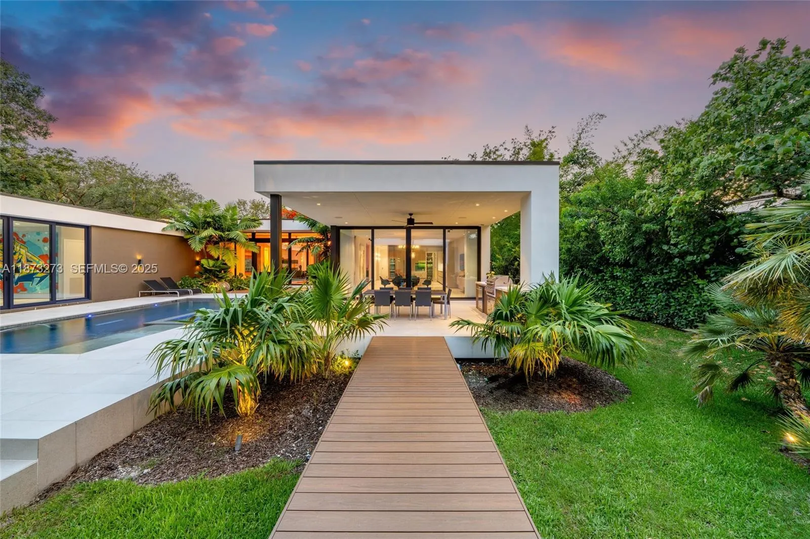 12100 SW 79th Ave, Pinecrest FL 33156