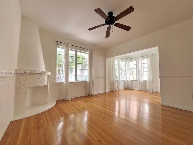 1 bedroom 1 bath for sale at 610 8th St # 205, Miami Beach FL 33139