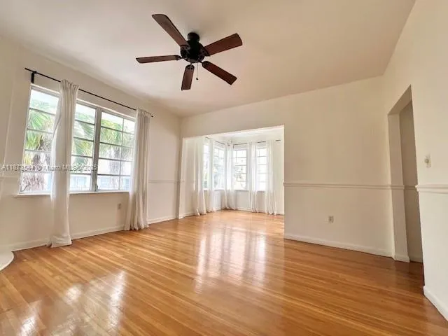 610 8th St # 205, Miami Beach FL 33139