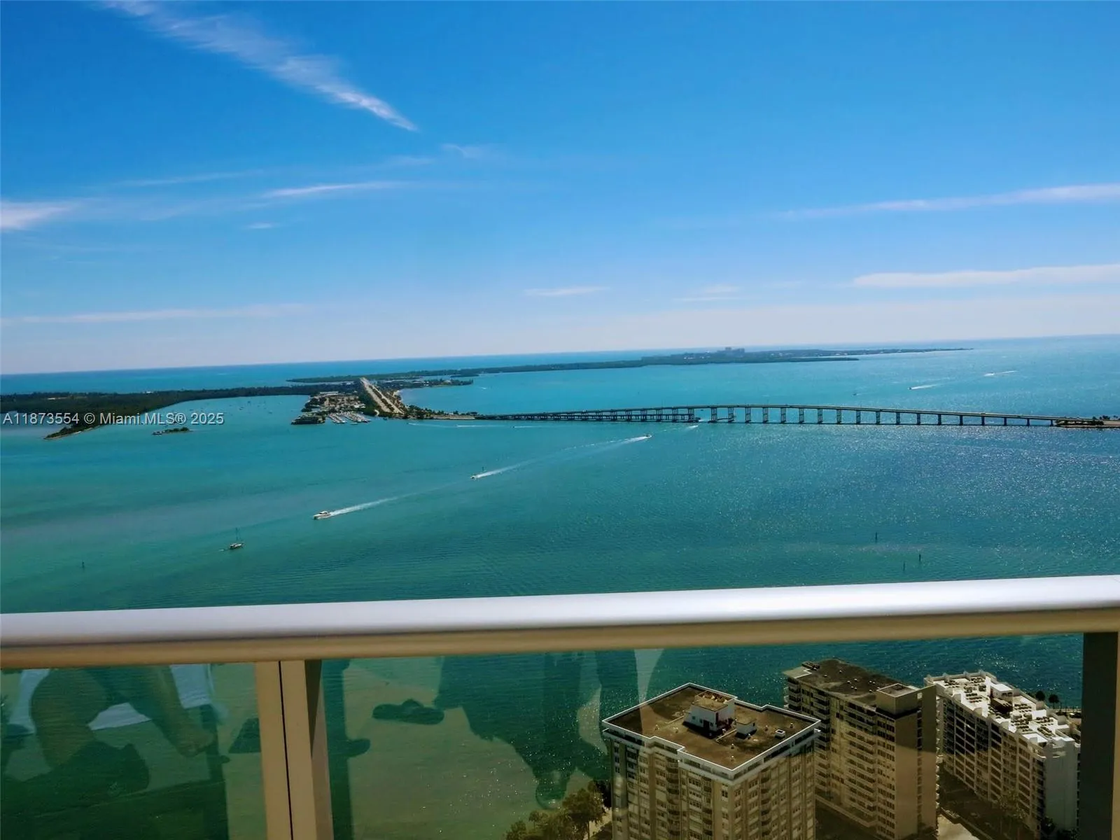 3 bedroom 2 bath Residential for sale at 1300 Brickell Bay Dr # 3506, Miami FL 33131