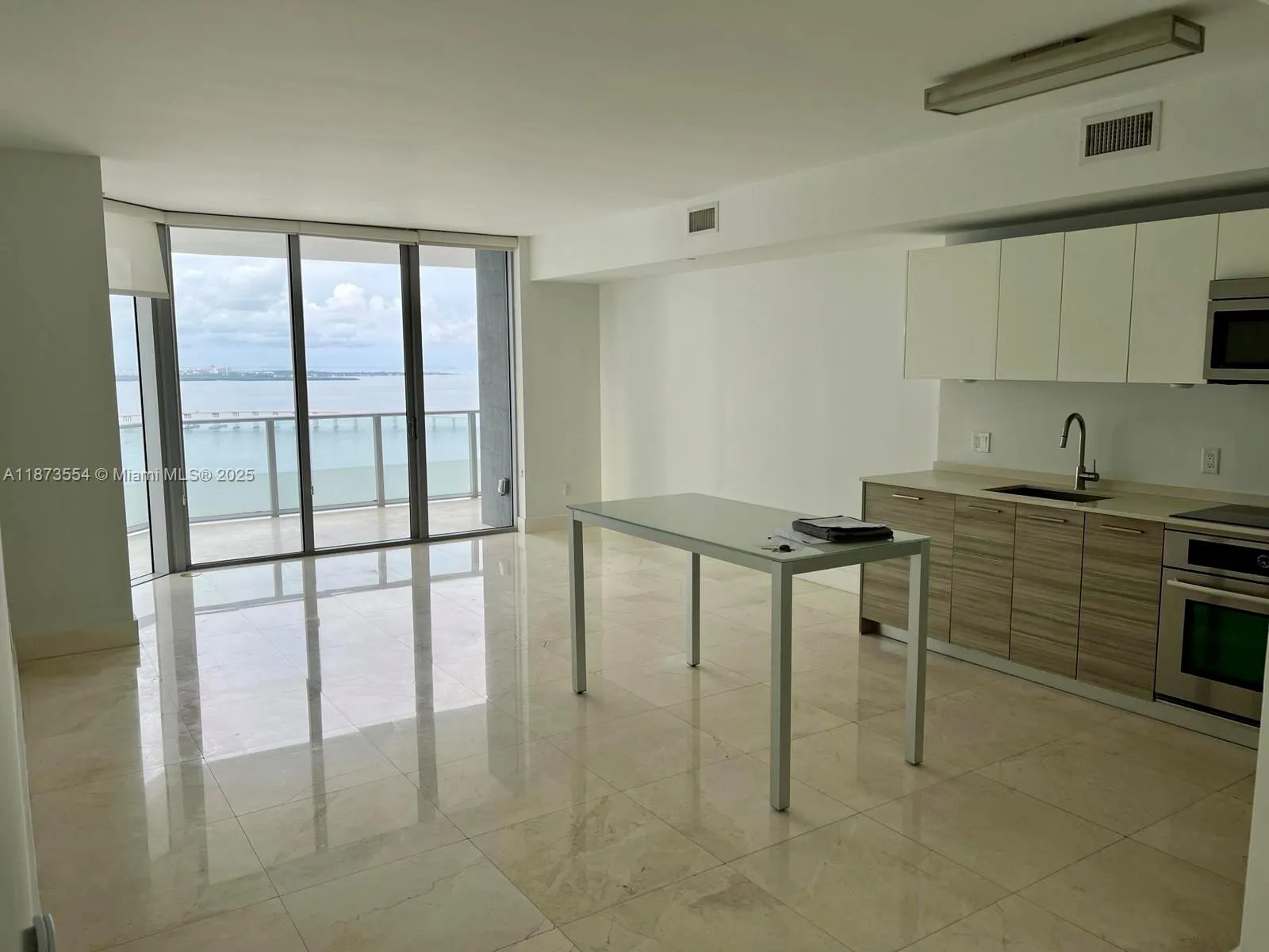 1300 Brickell Bay Dr # 3506, Miami FL 33131
