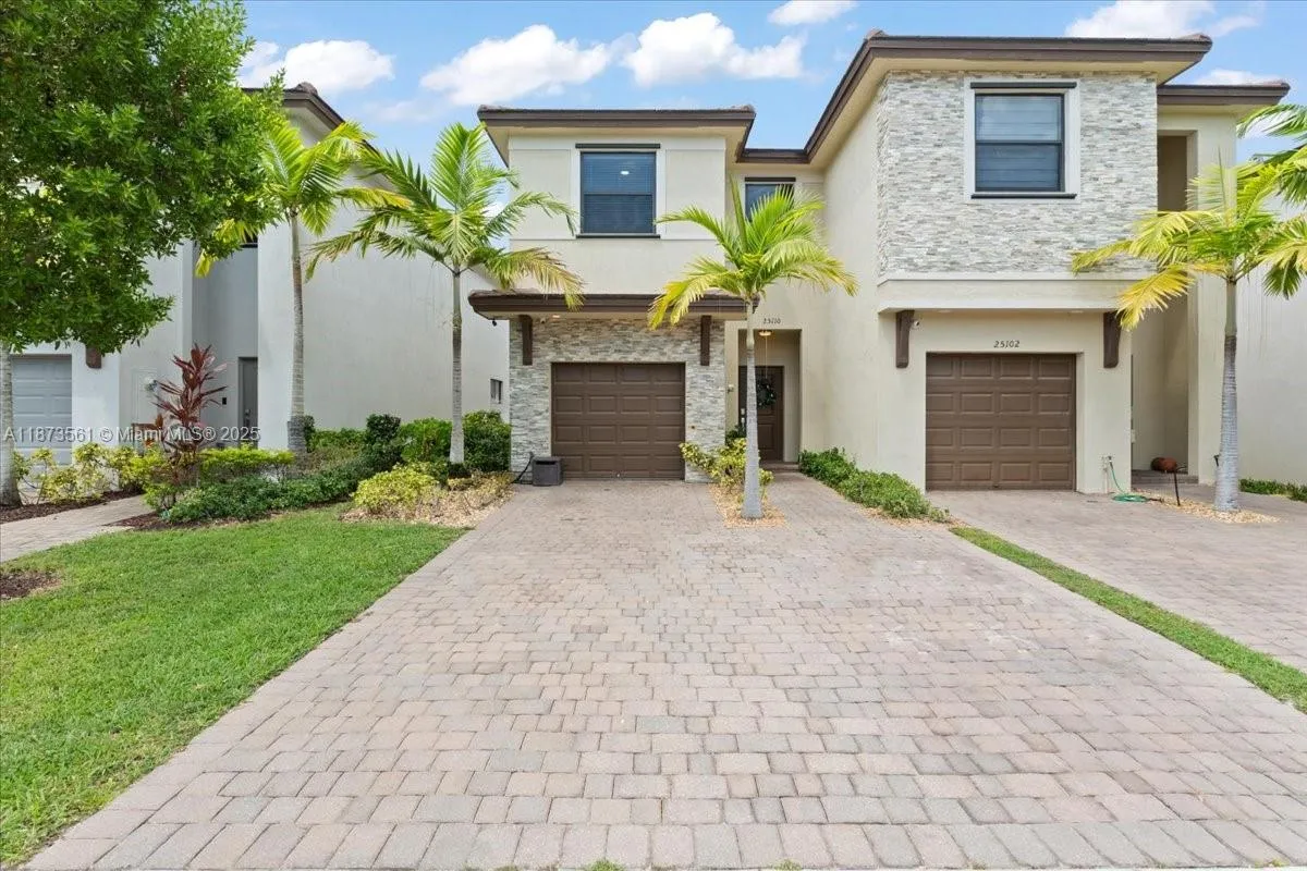 3 bedroom 2 bath for sale at 25110 SW 108th Ave, Homestead FL 33032
