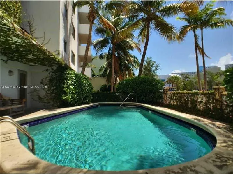 1025 Alton Rd # 507, Miami Beach FL 33139