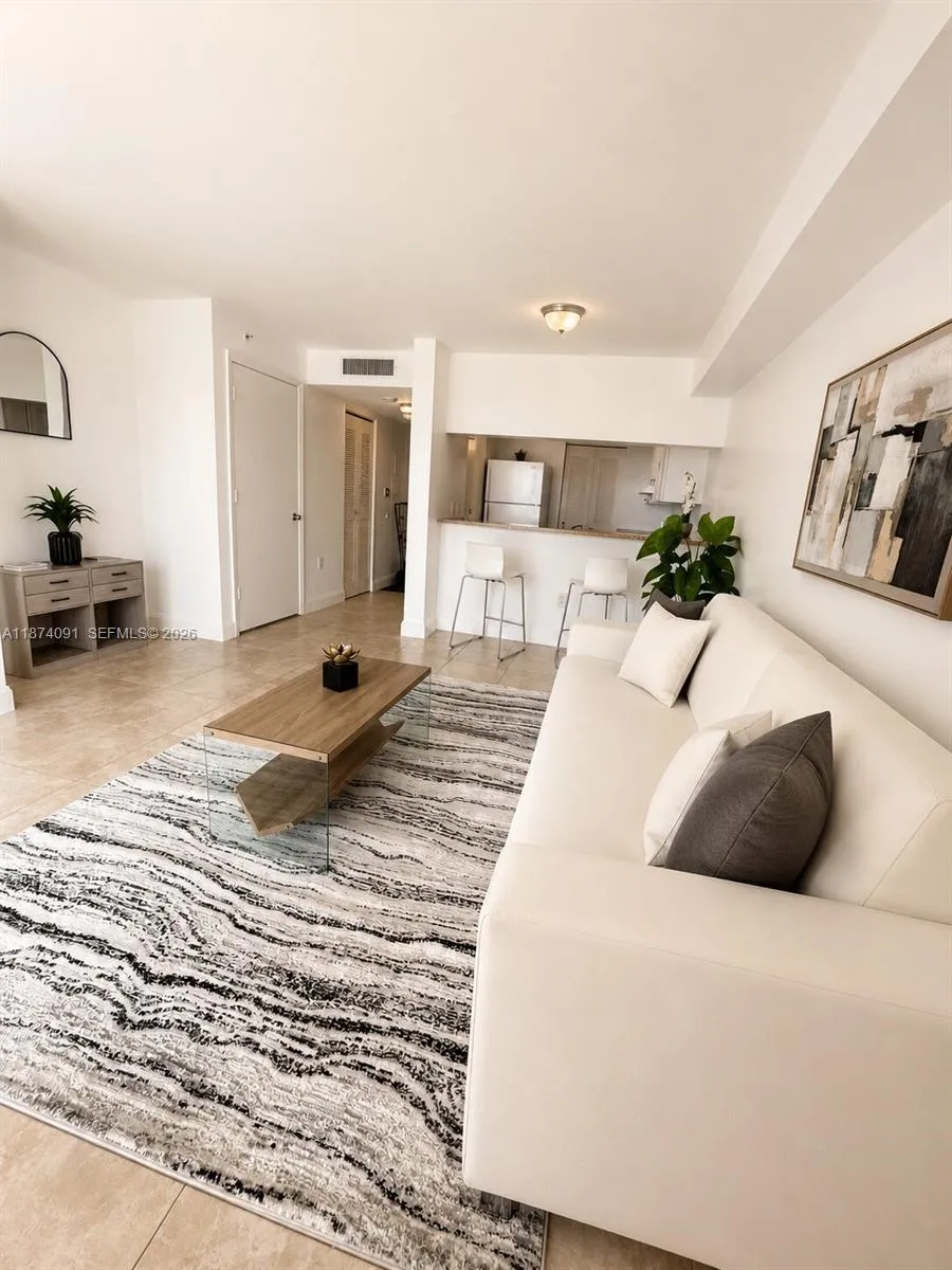 102 SW 6th Ave # 205, Miami FL 33130