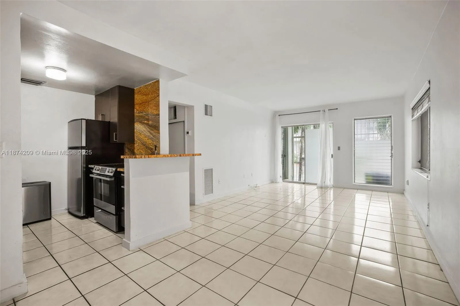 641 Espanola Way # 3, Miami Beach FL 33139