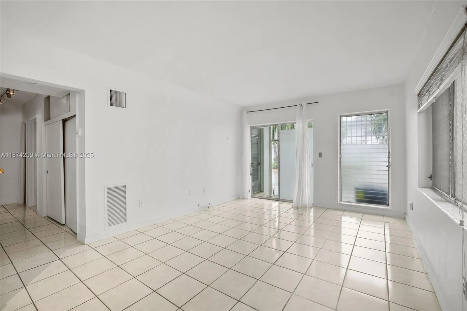 641 Espanola Way # 3, Miami Beach FL 33139