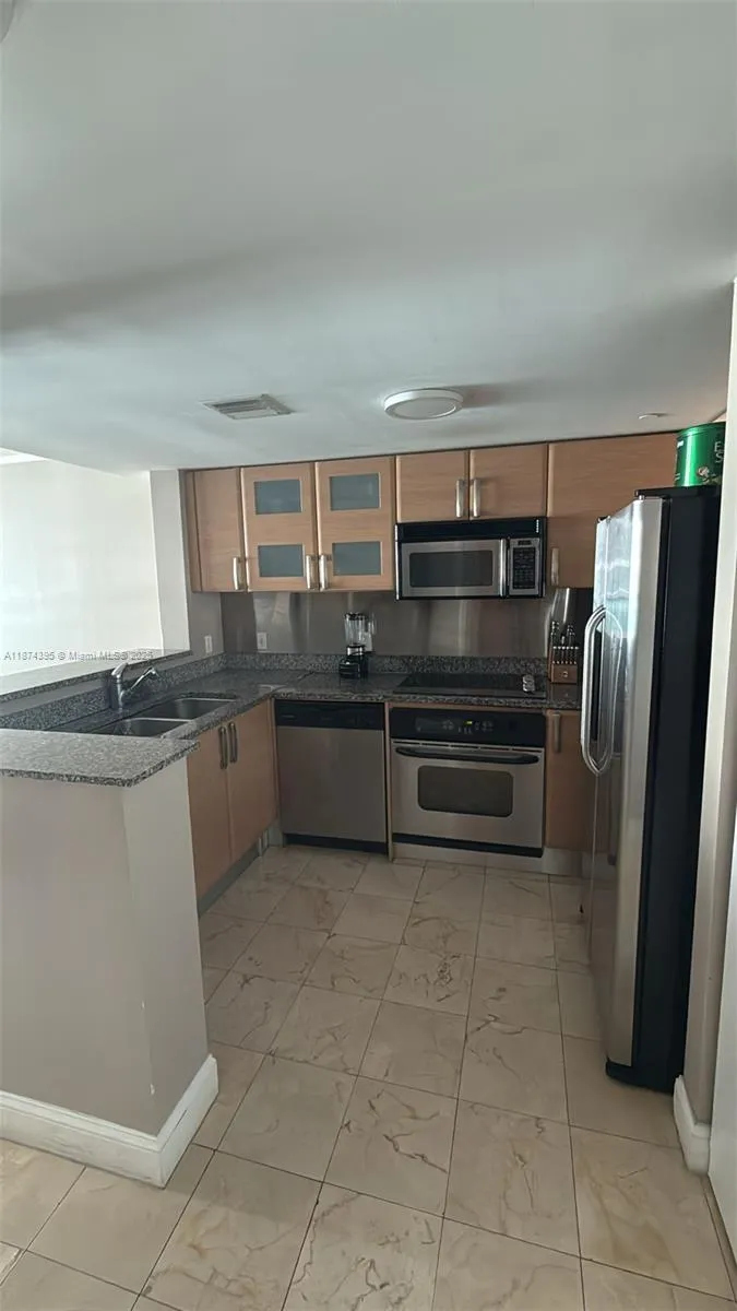2101 Brickell Ave # 508, Miami FL 33129