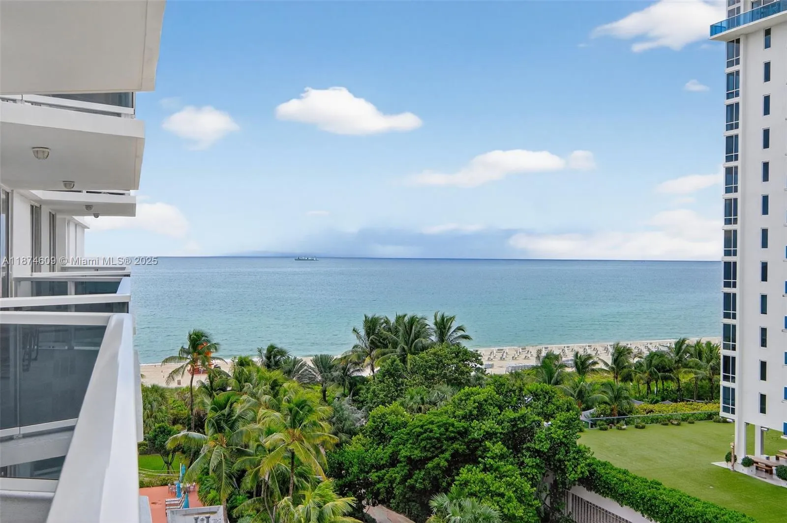 2401 Collins Ave # 1005, Miami Beach FL 33140