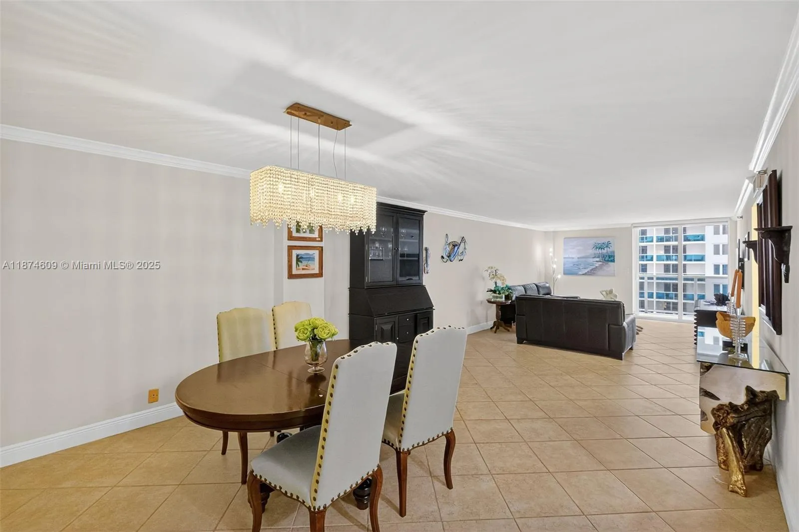 2401 Collins Ave # 1005, Miami Beach FL 33140