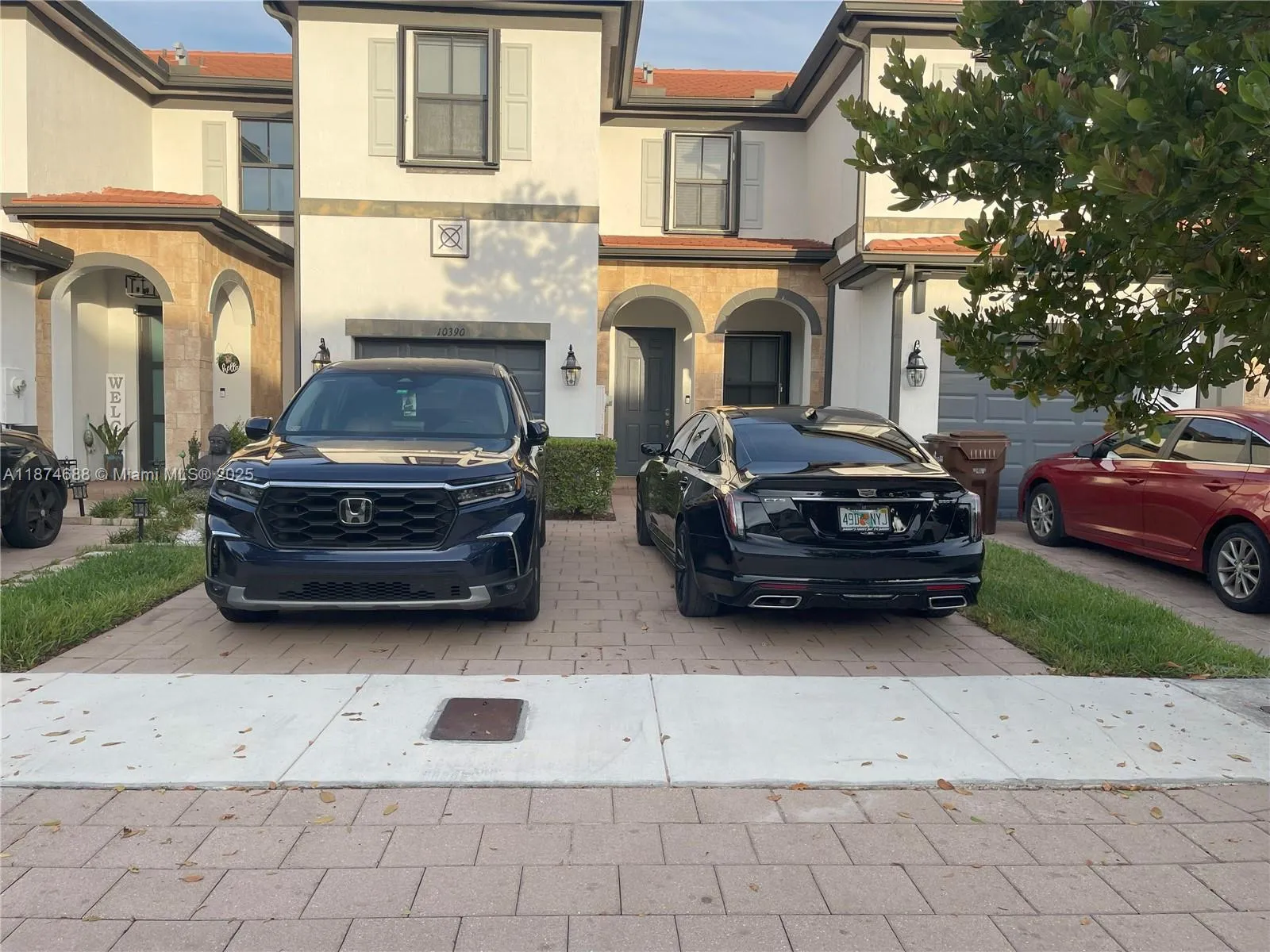 3 bedroom 2 bath for sale at 10390 W 33rd Ln, Hialeah FL 33018