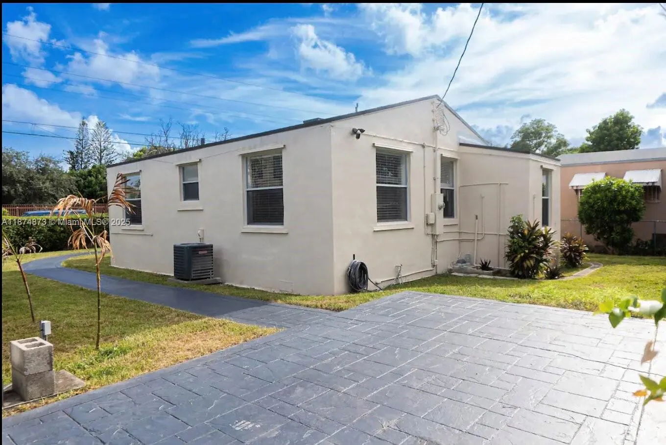 1101 NW 30th St, Miami FL 33127