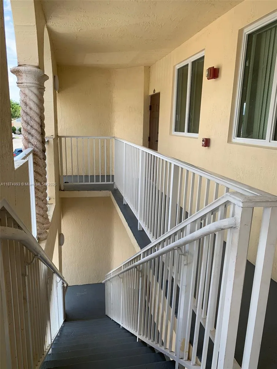 1536 SE 26th St # 205, Homestead FL 33035