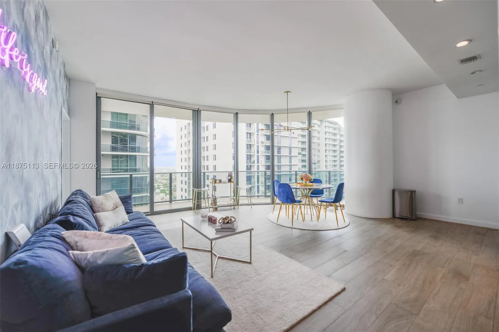 45 SW 9th ST # 4108, Miami FL 33130