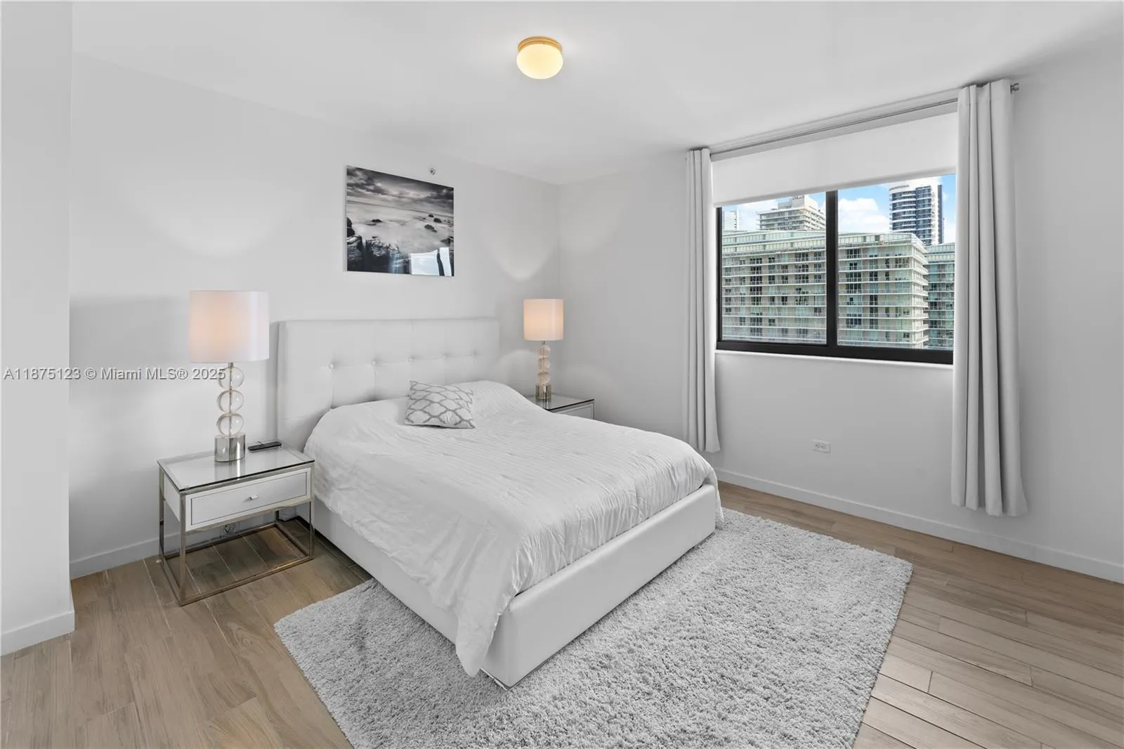 999 SW 1st Ave # 3304, Miami FL 33130