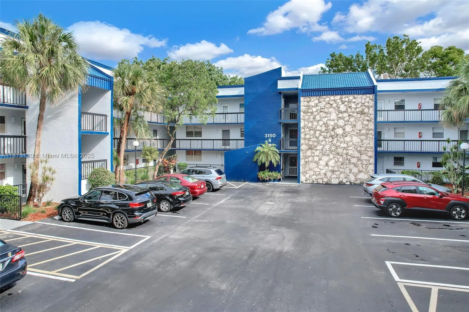 3150 Holiday Springs Blvd # 305, Margate FL 33063