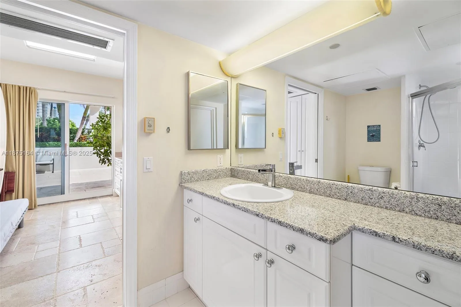4775 Collins Ave # A14, Miami Beach FL 33140