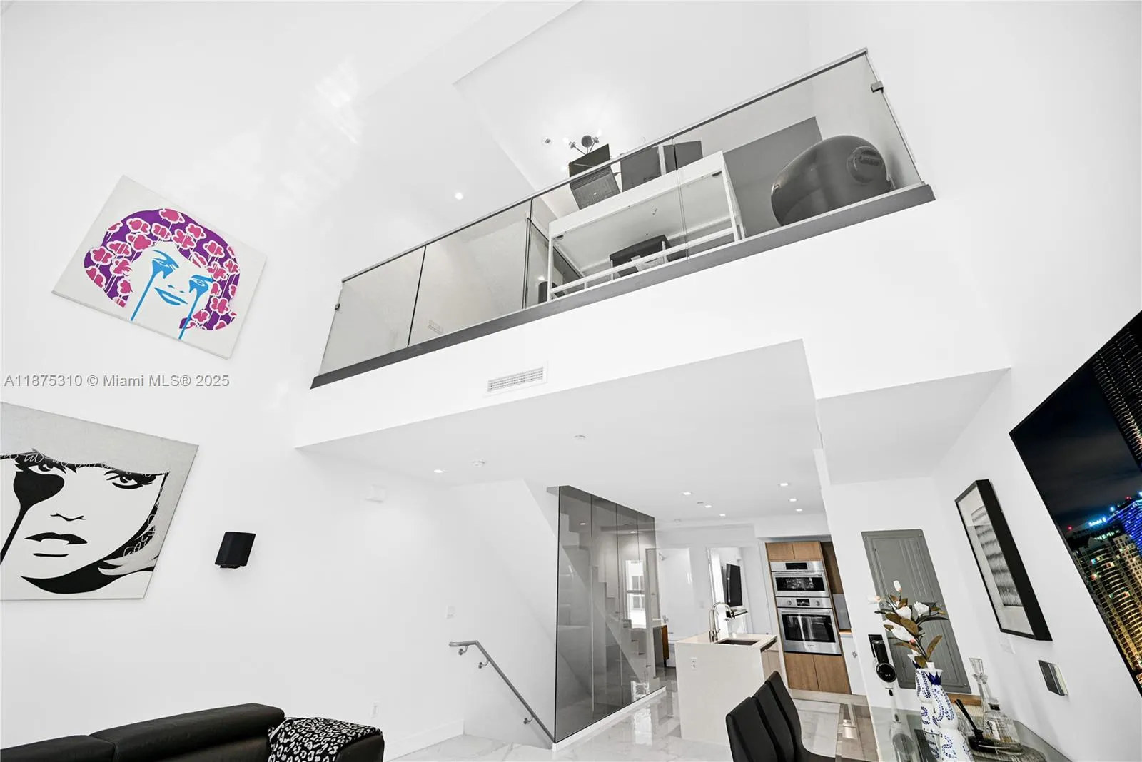 455 NE 39th St # 205, Miami FL 33137