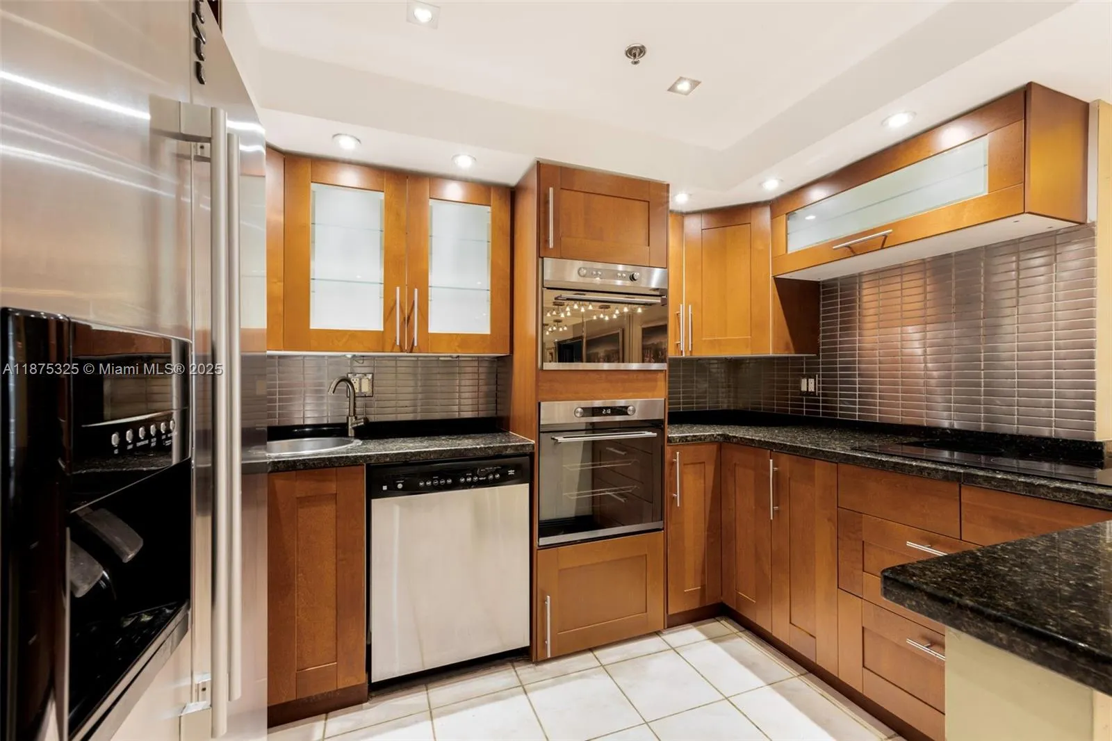 1 bedroom 1 bath for sale at 1717 N Bayshore Dr # 3042, Miami FL 33132