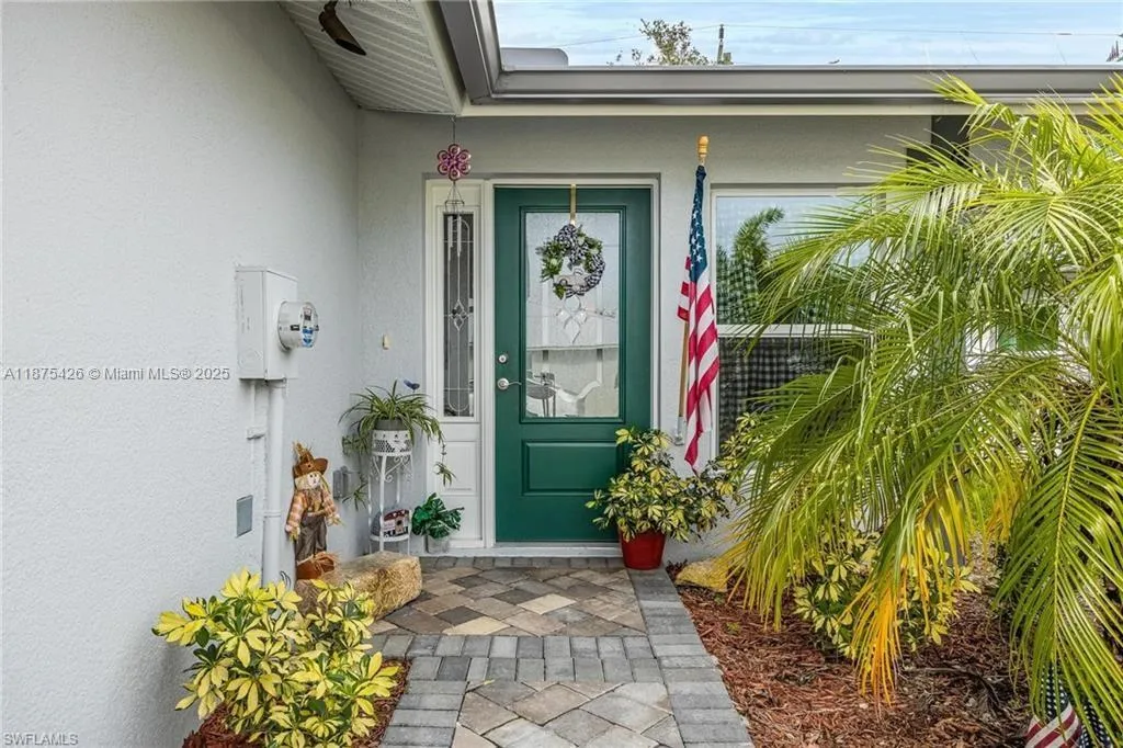 200 Village Circle, La Belle FL 33935