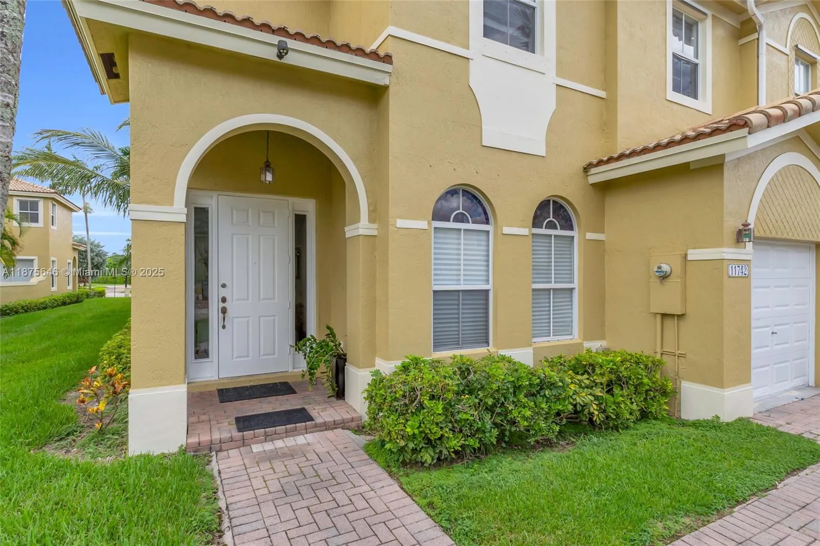 11742 SW 137th Pl, Miami FL 33186