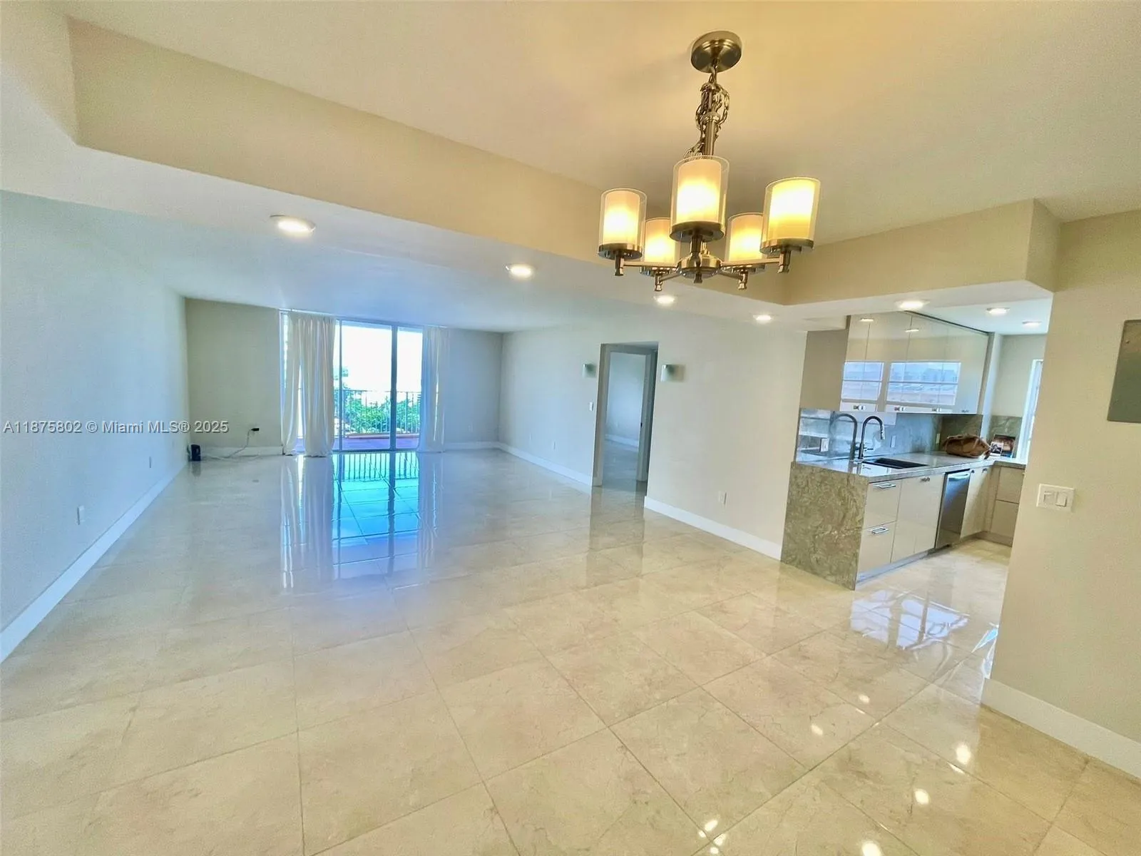 2851 NE 183rd St # 802E, Aventura FL 33160
