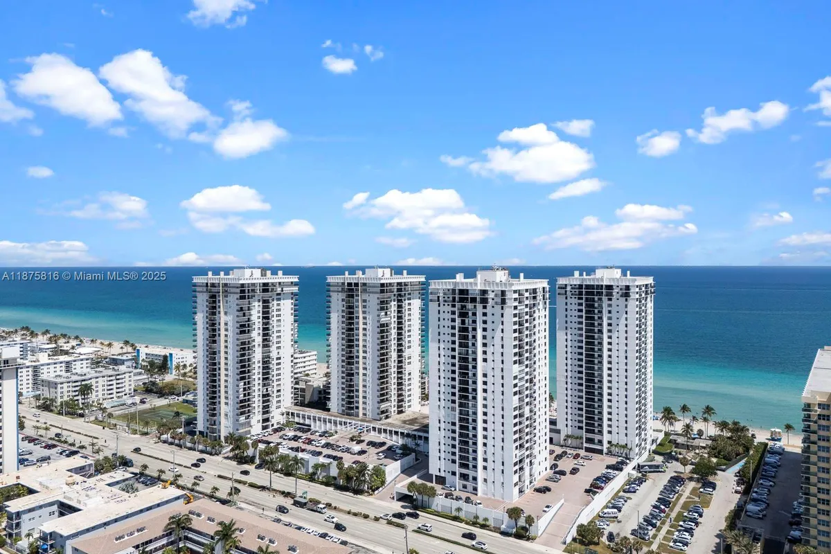 2301 S Ocean Dr # 307, Hollywood FL 33019
