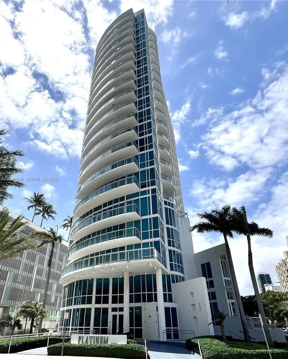 480 NE 30th St # 1403, Miami FL 33137