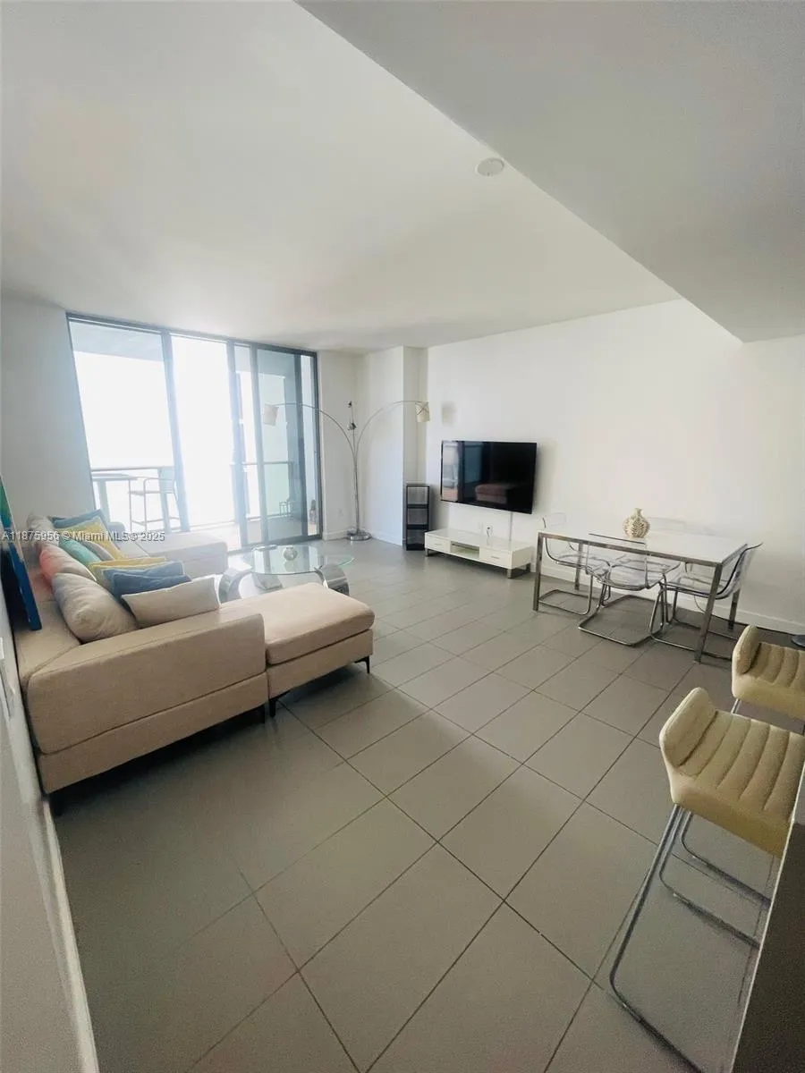 1600 NE 1st Ave # 2019, Miami FL 33132