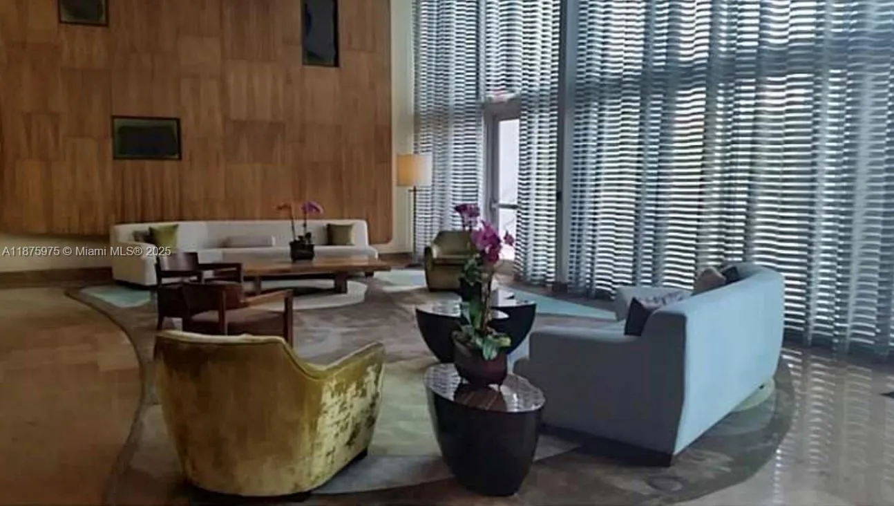 1 bath for sale at 50 Biscayne Blvd # 606, Miami FL 33132