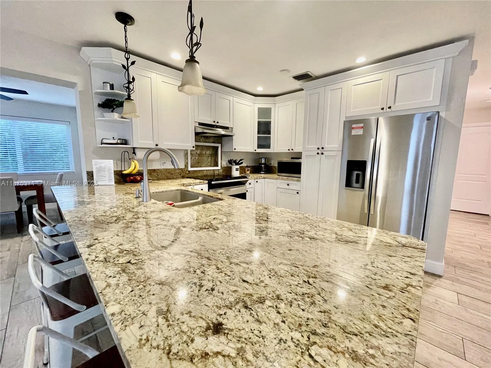6411 SW 22nd St, West Miami FL 33155