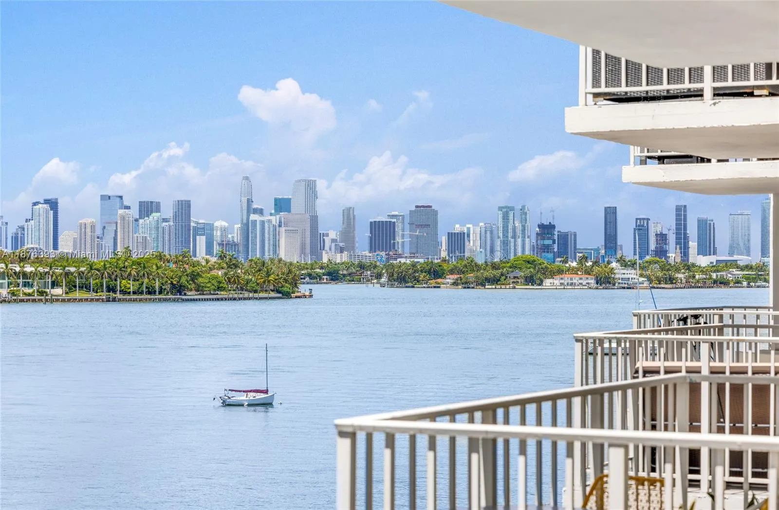 1 bedroom 1 bath for sale at 1228 West Ave # 312, Miami Beach FL 33139