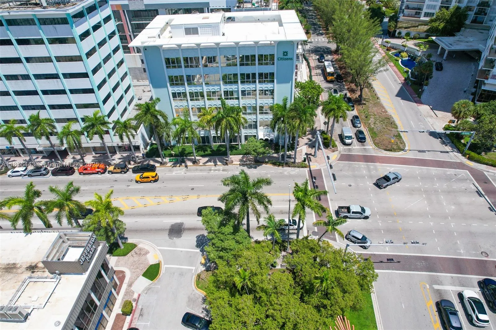 for sale at 4100 Pine Tree Dr, Miami Beach FL 33140