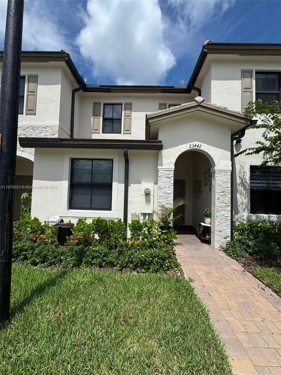 3 bedroom 3 bath for sale at 23442 SW 127th Pl, Homestead FL 33032