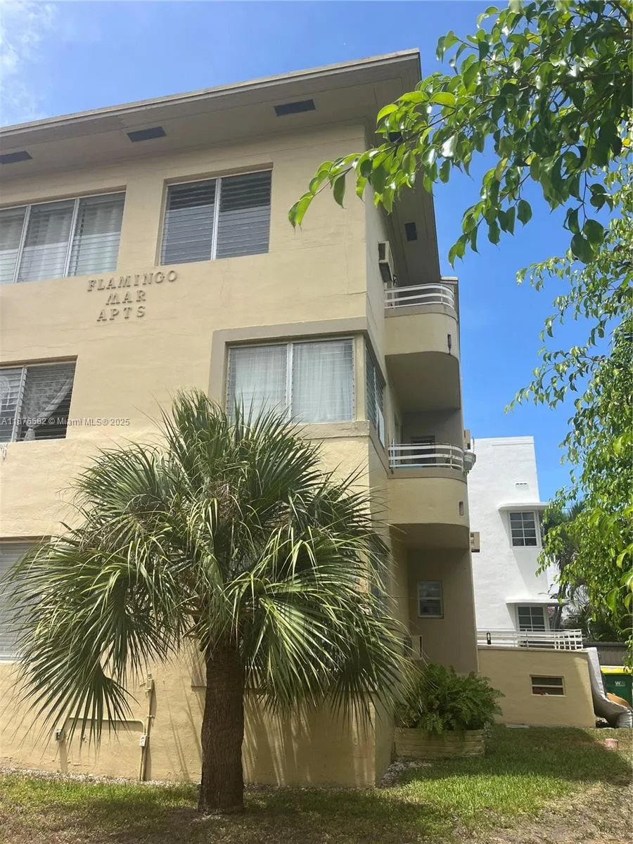 2436 Flamingo Dr, Miami Beach FL 33140