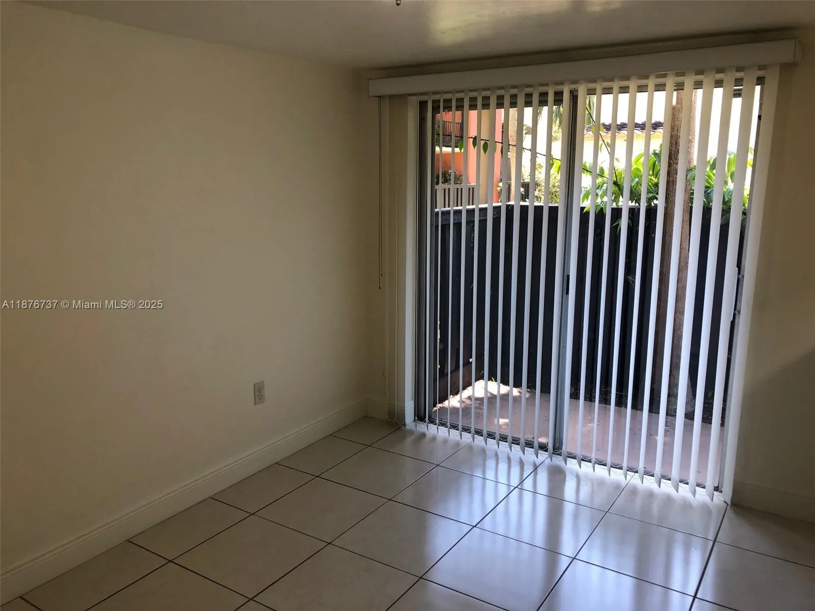 10808 N Kendall Dr # 4, Miami FL 33176