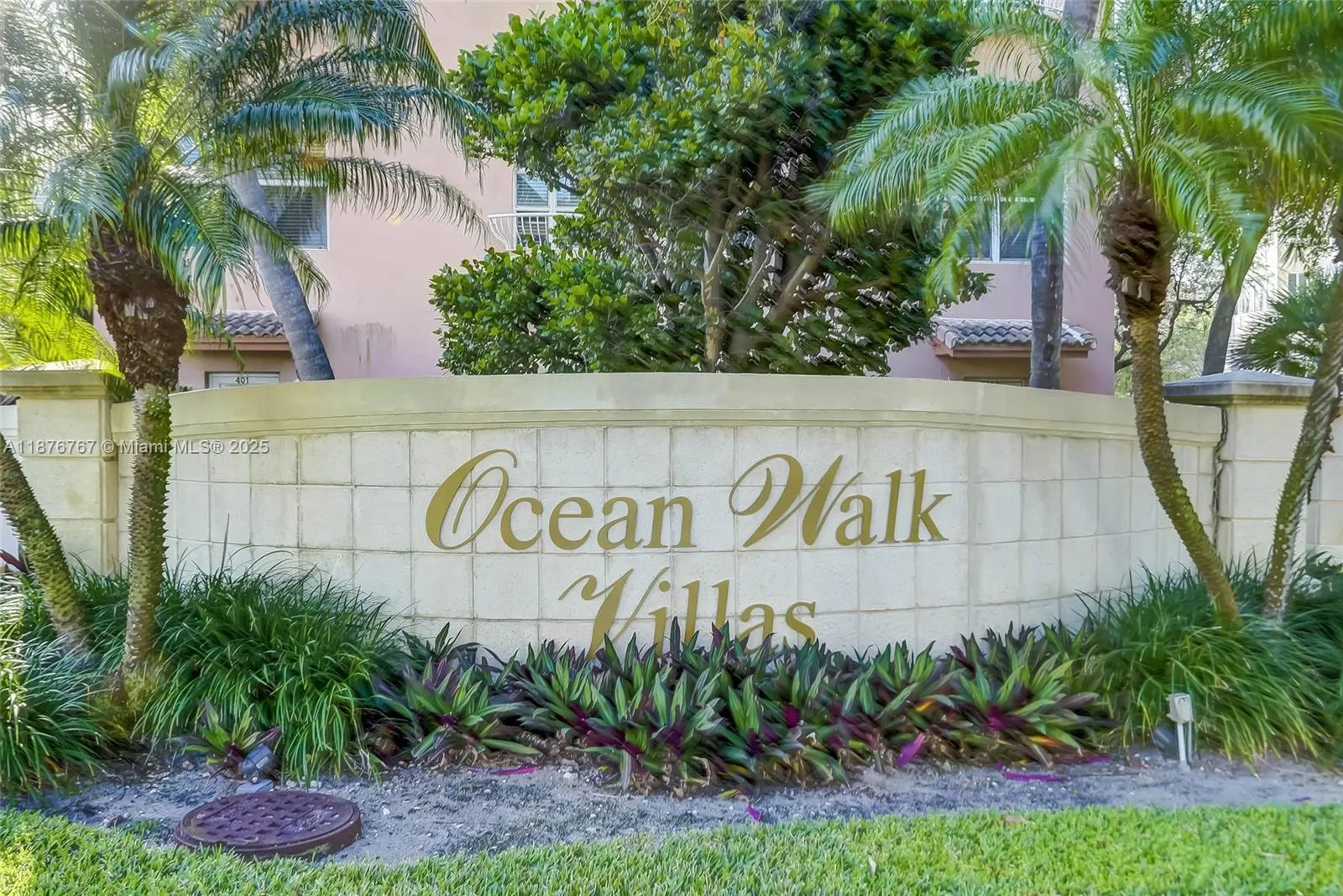 2 bedroom 2 bath for sale at 2039 Oceanwalk Ter # 401, Lauderdale By The Sea FL 33062