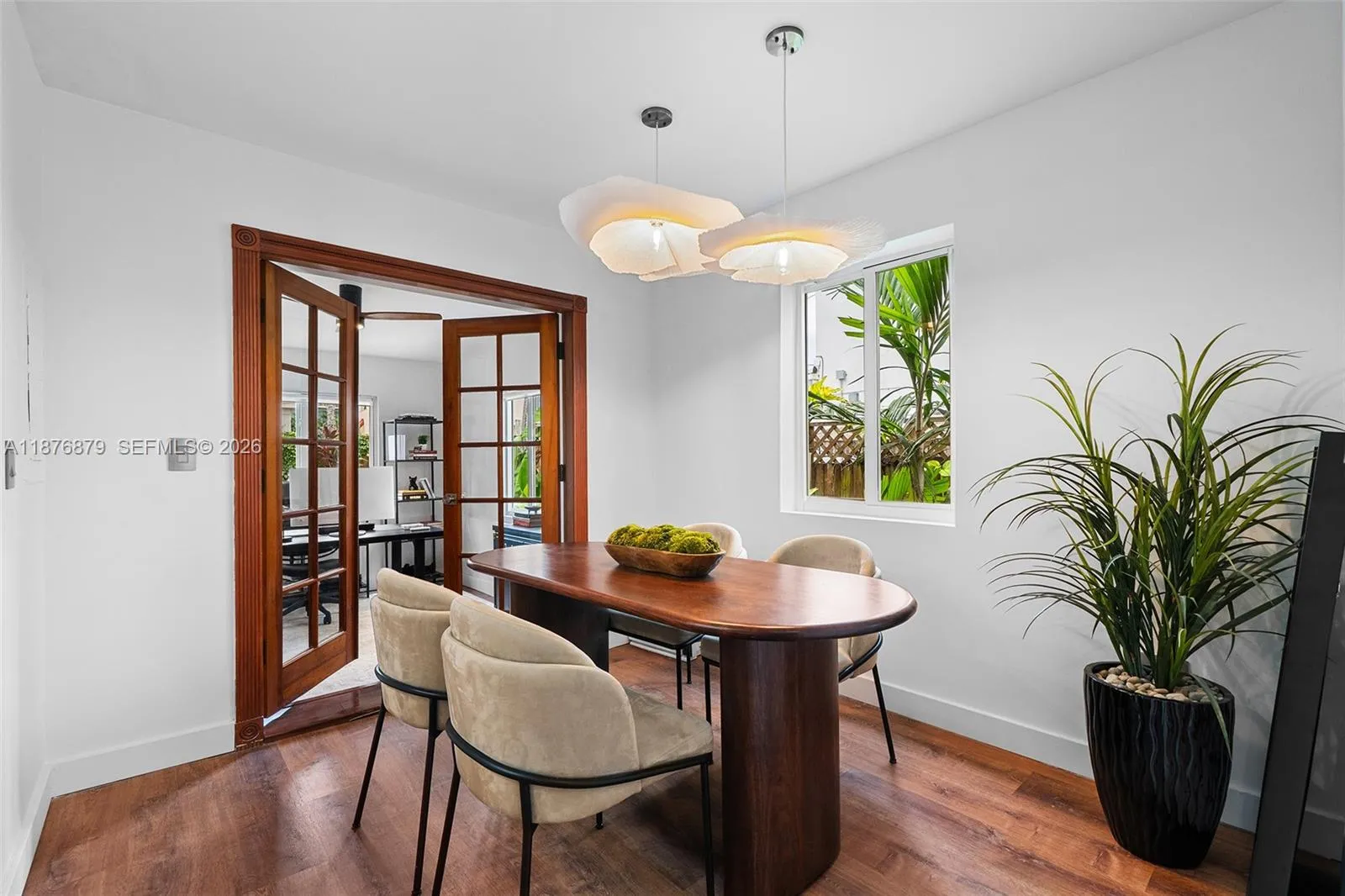 642 86th St, Miami Beach FL 33141