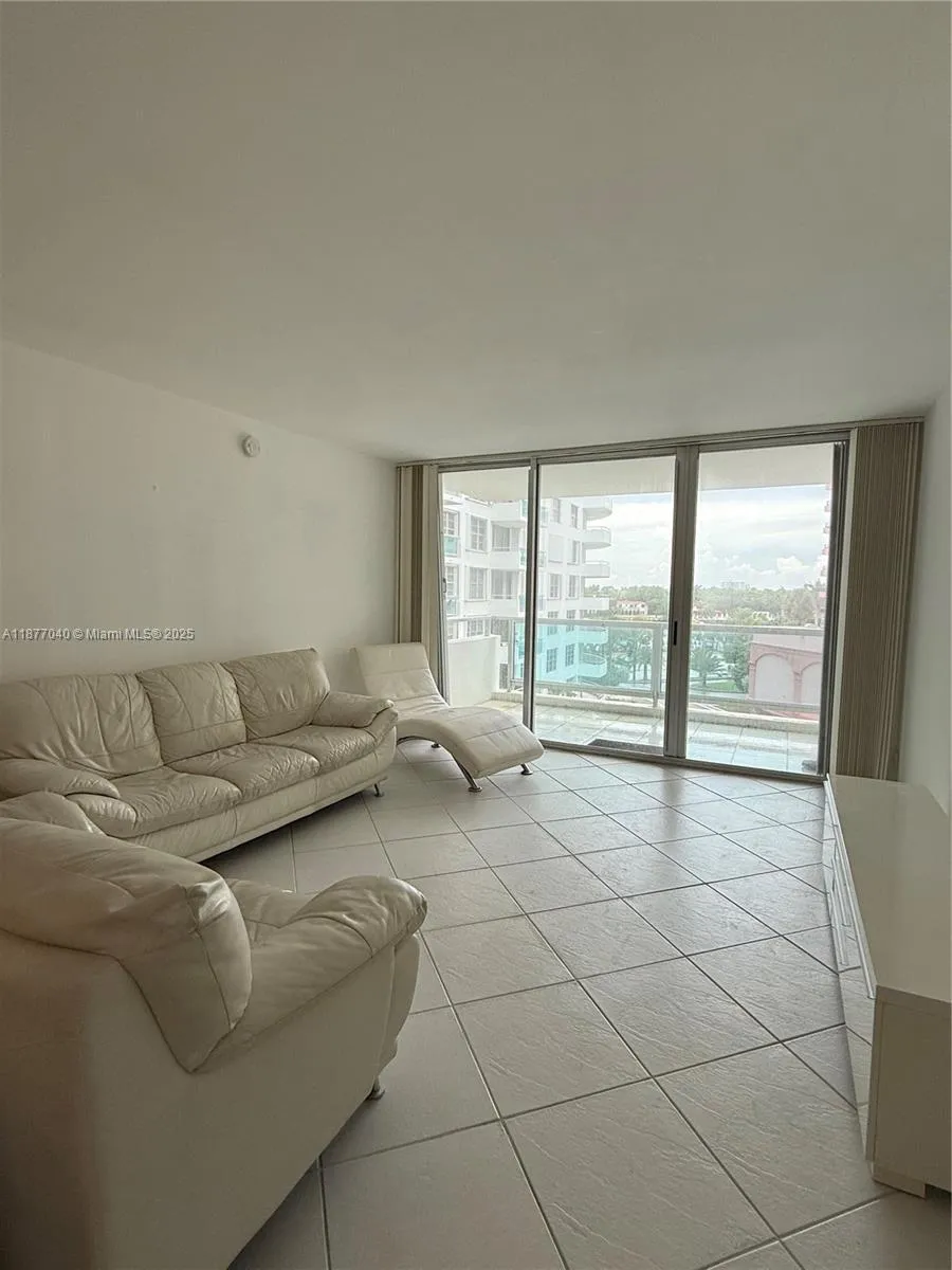 2 bedroom 2 bath for sale at 5161 Collins Ave # 511, Miami Beach FL 33140