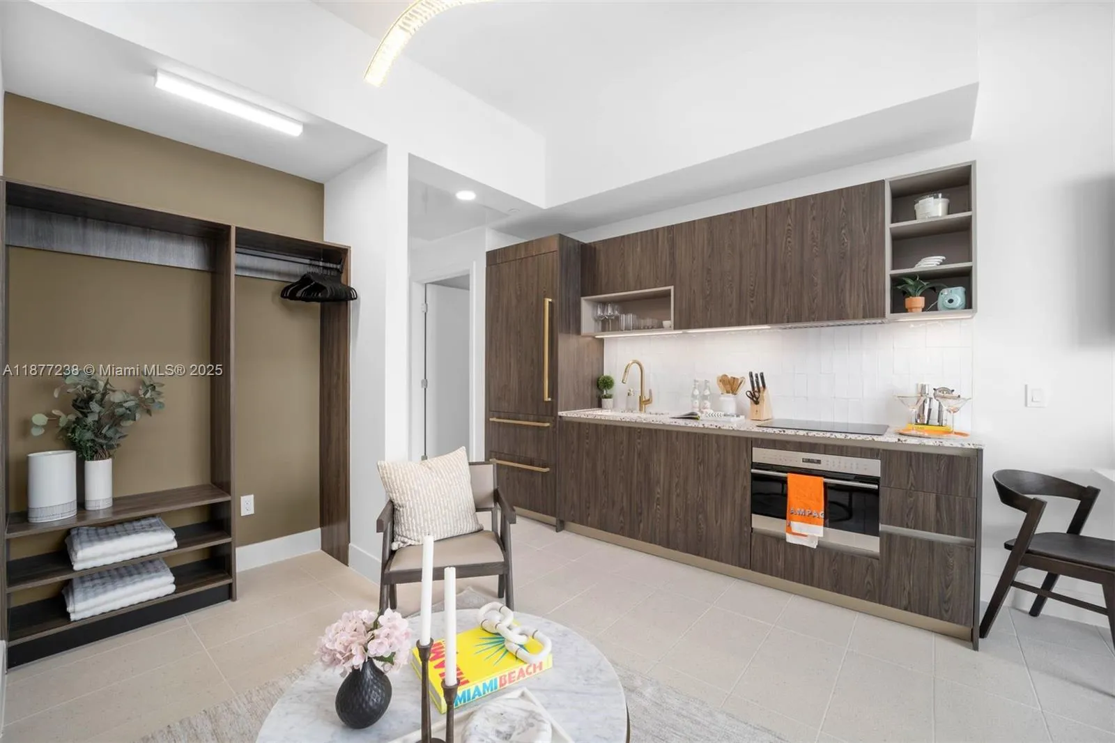 159 NE 6th St # 5112, Miami FL 33132