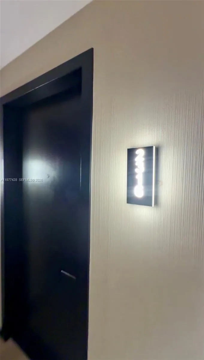 1 bath for sale at 398 NE 5th St # 2316, Miami FL 33132