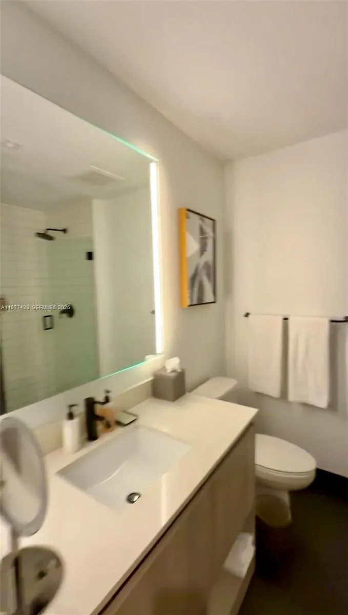 398 NE 5th St # 2316, Miami FL 33132
