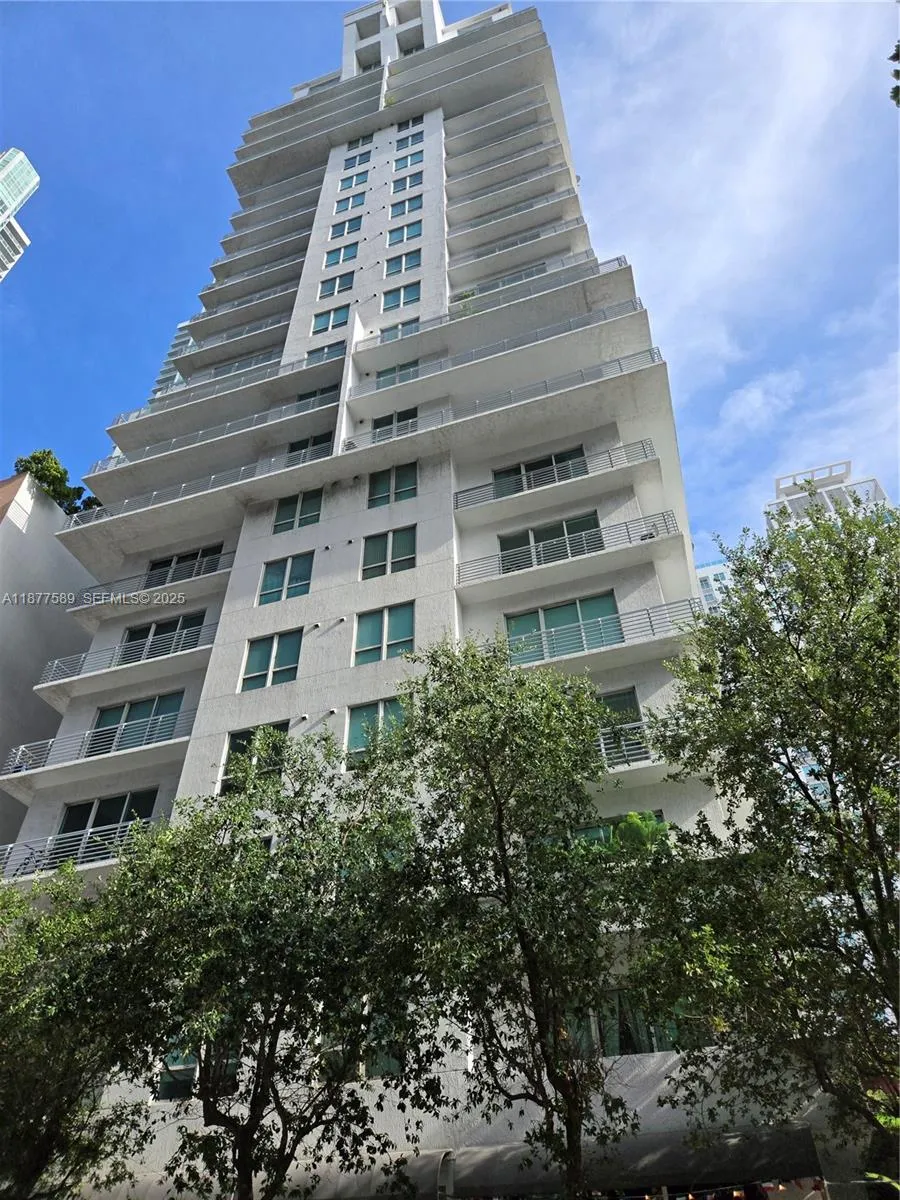 234 NE 3rd St # 1104, Miami FL 33132