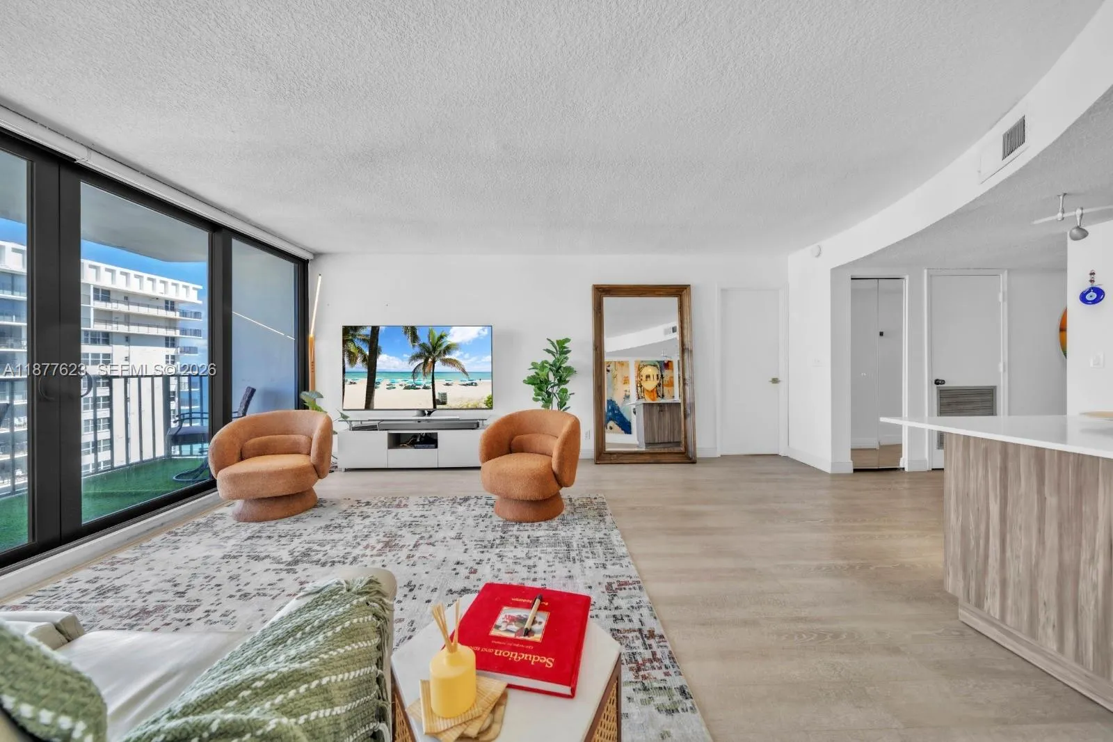2401 S Ocean Dr # 2504, Hollywood FL 33019