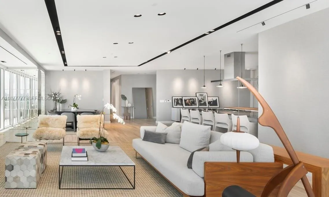 4701 N Meridian Ave # 512, Miami Beach FL 33140