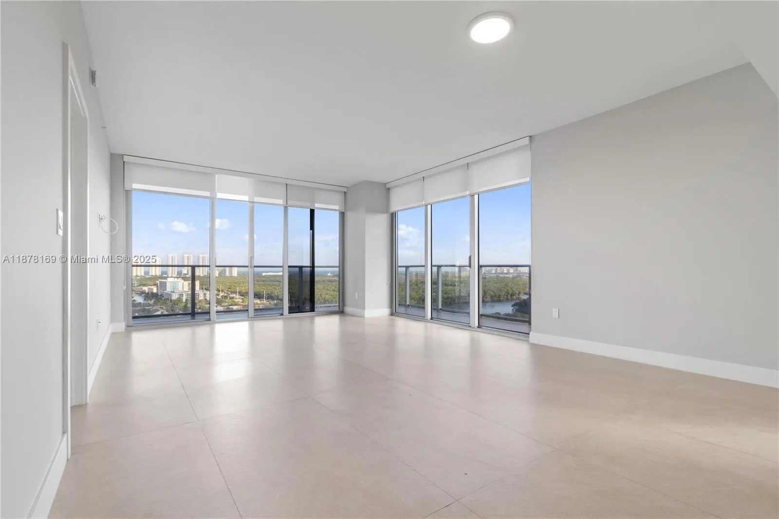 16385 Biscayne Blvd # 1921, North Miami Beach FL 33160