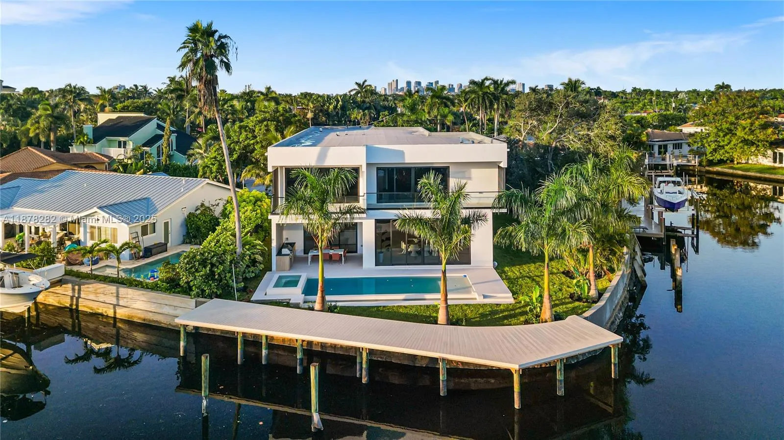 5 bedroom 5 bath for sale at 2033 NE 22nd St, Wilton Manors FL 33305