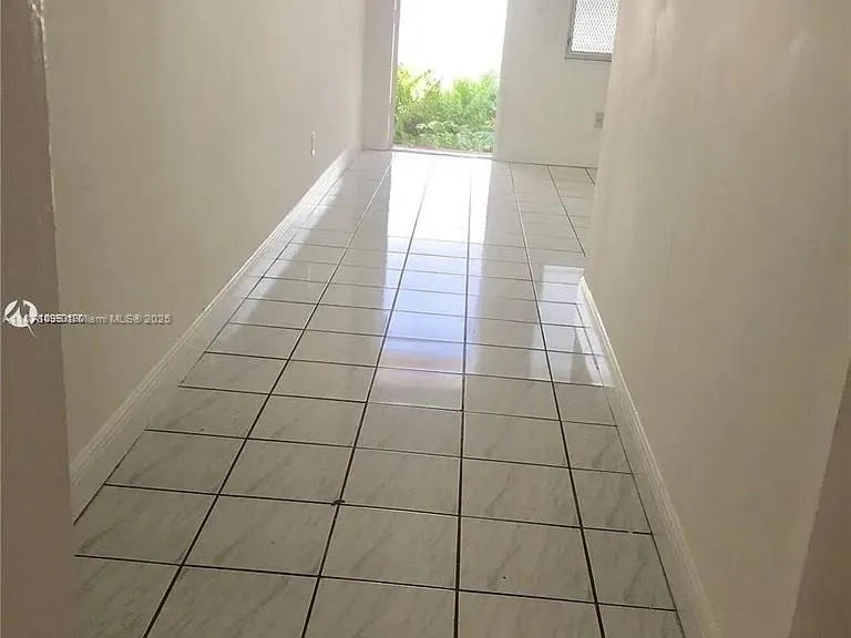 7720 Harding Ave # 6, Miami Beach FL 33141