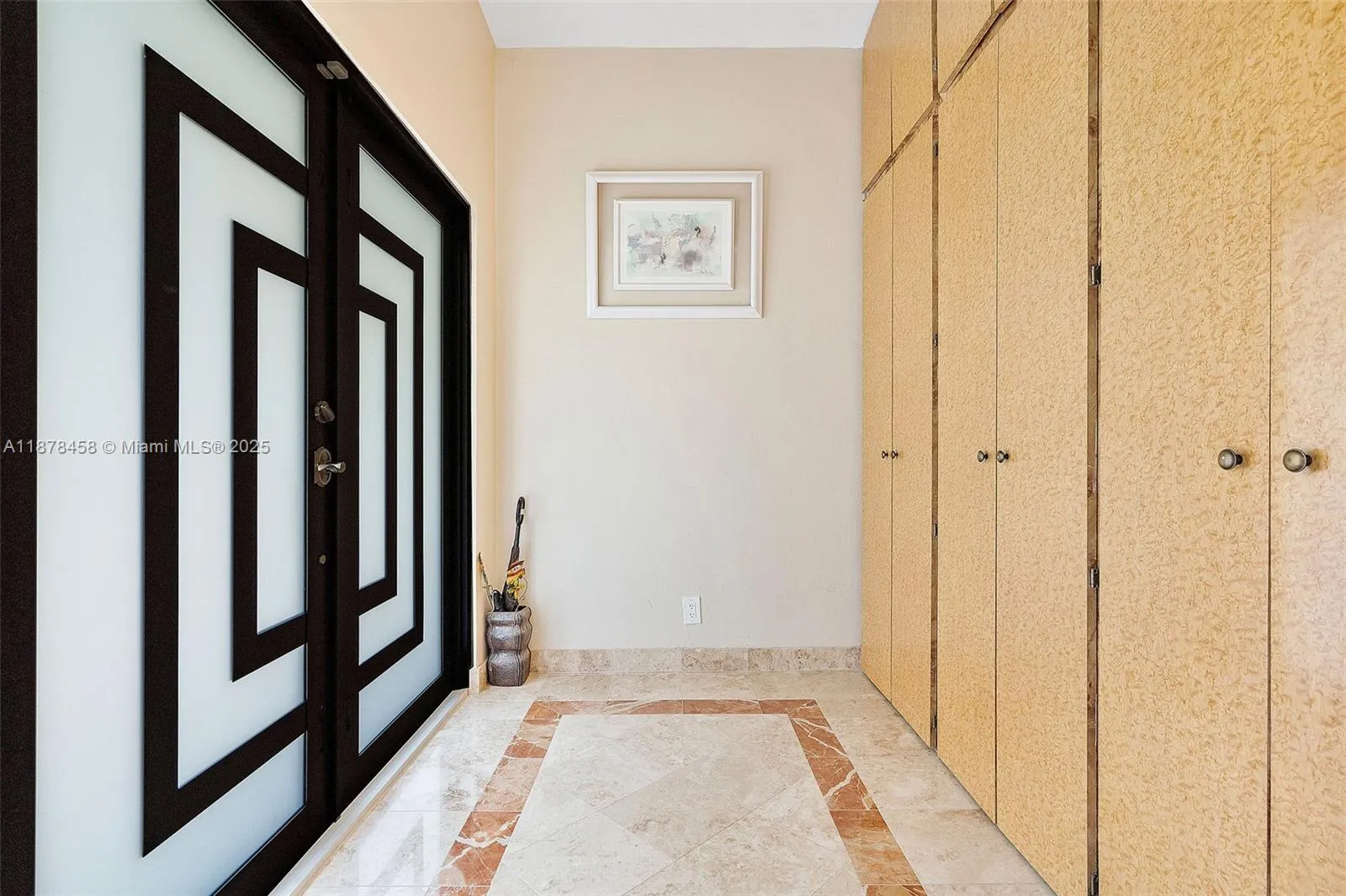 2531 NE 195th St, Aventura FL 33180