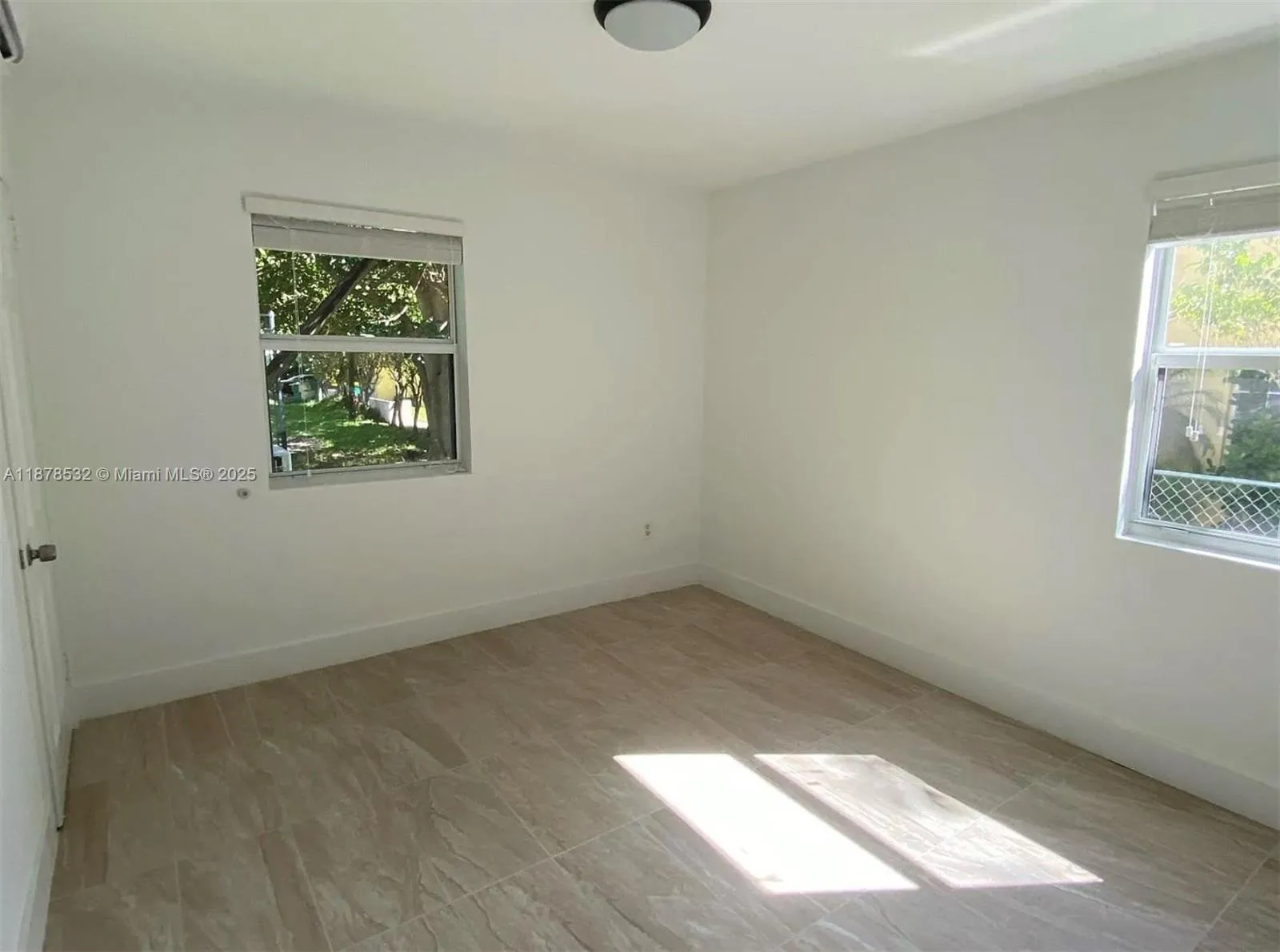 11 Sidonia # 1, Coral Gables FL 33134