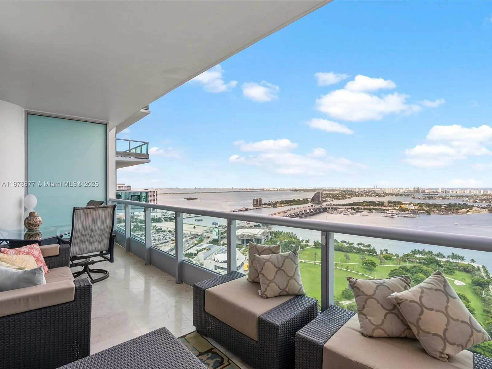 900 Biscayne Blvd # 3709, Miami FL 33132